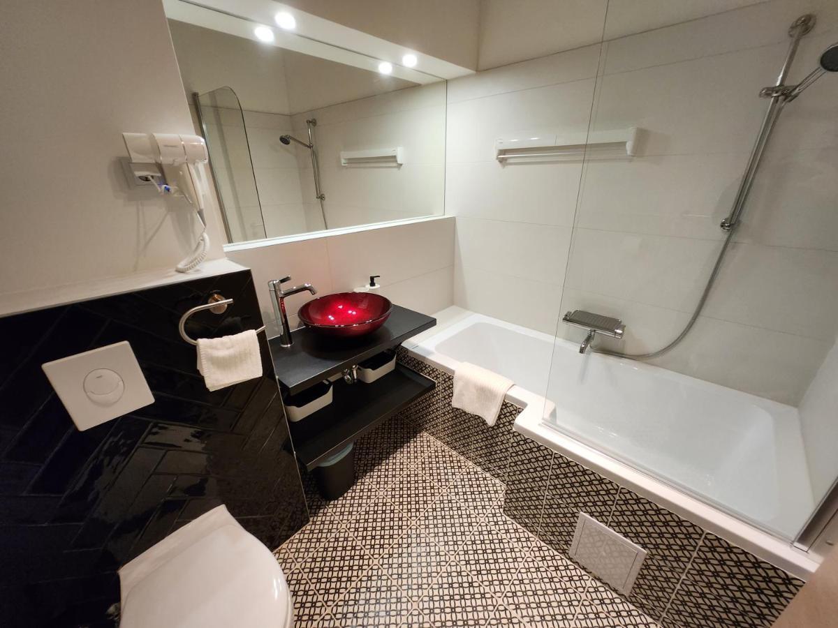 Apartman 18 Aparthotel Debreţin Exterior foto