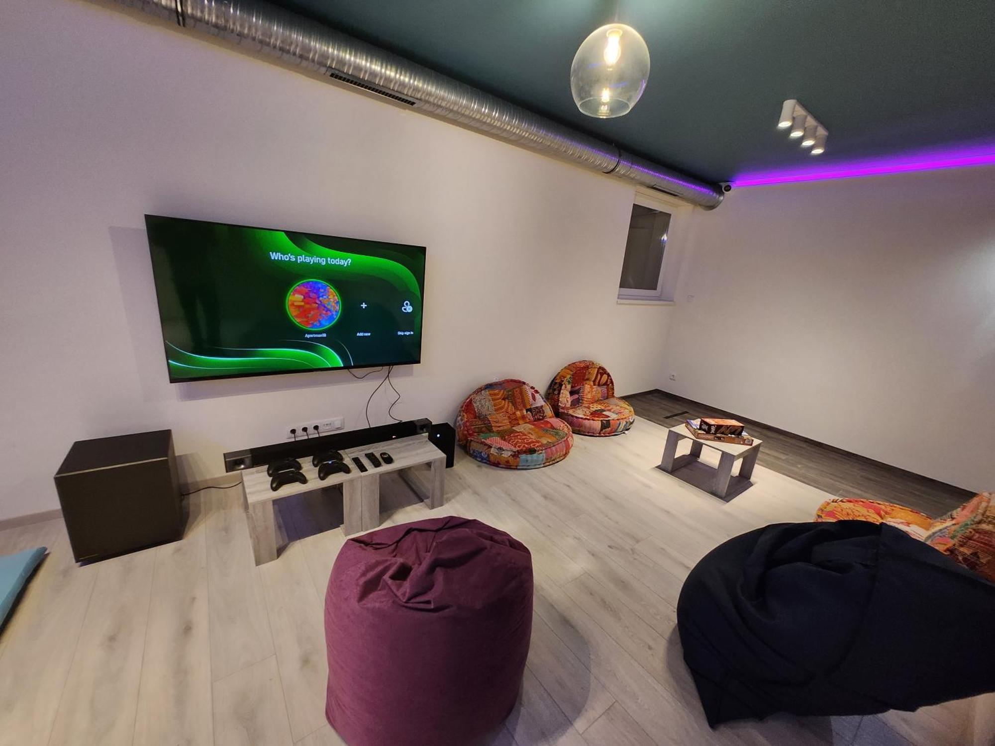 Apartman 18 Aparthotel Debreţin Exterior foto